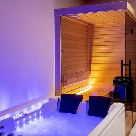 Warowna 2 Premium Jacuzzi & Sauna Пщина